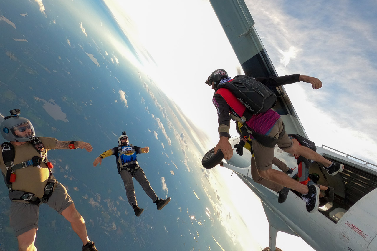 high altitude skydiving