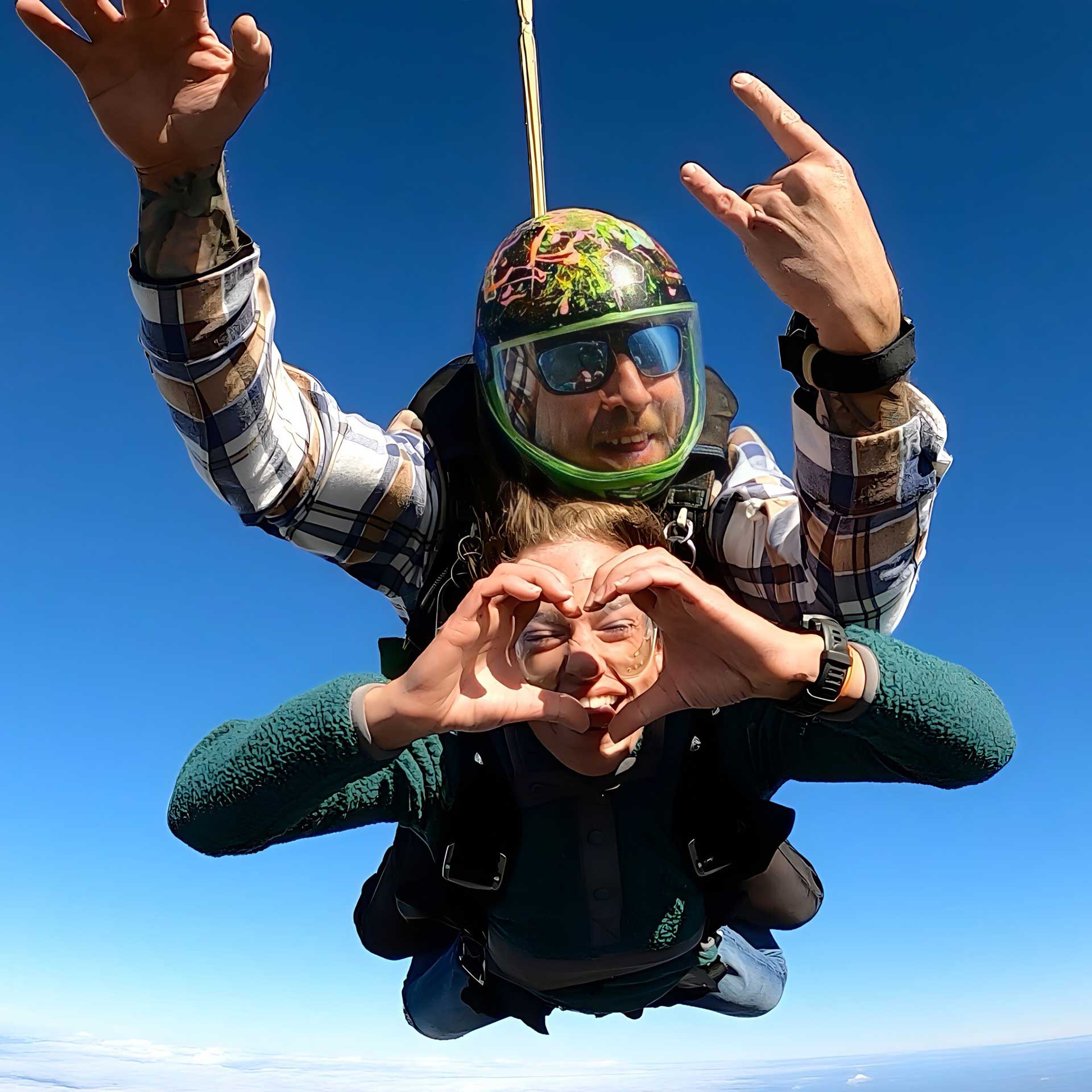 skydiving freefall